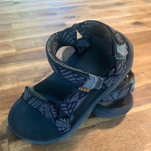 Teva/Chaco Sandals: 2 pairs! - Picture 2 of 13